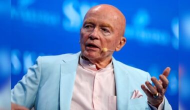 Mark Mobius says cautious of putting money in India but market will do well long-term
