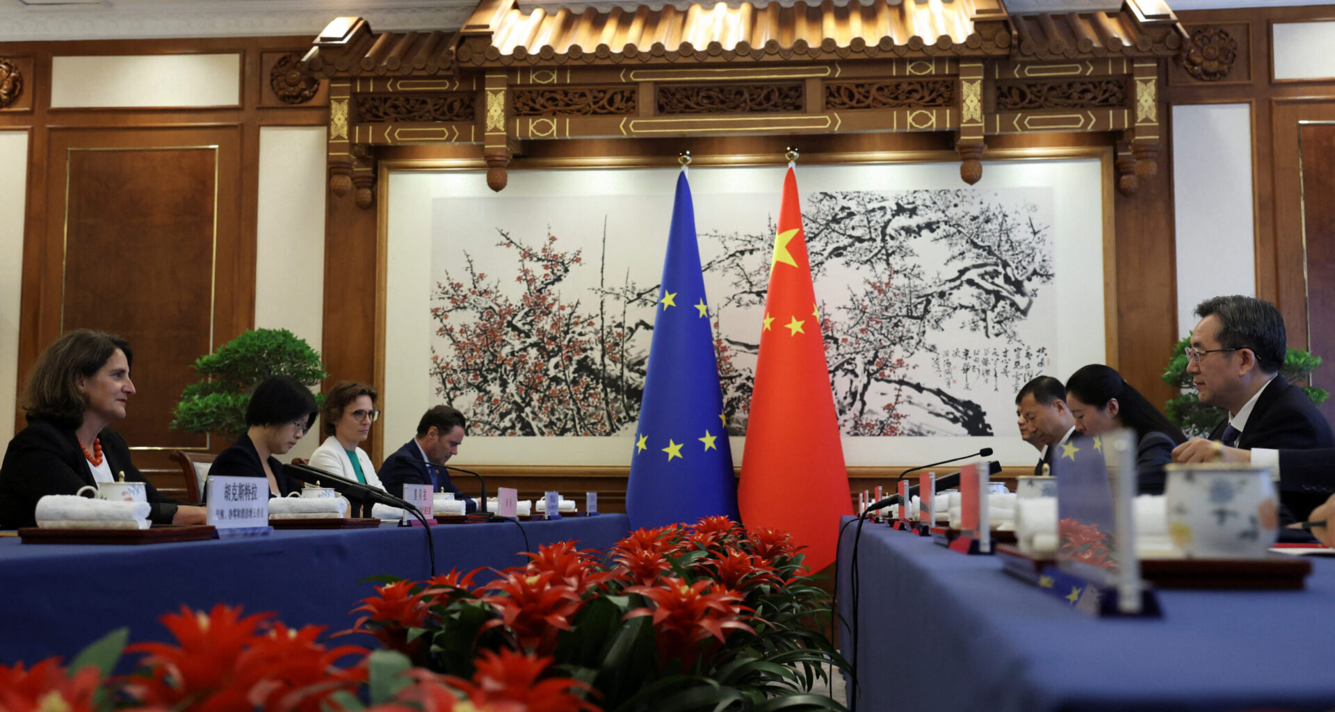 What the EU and China want from the summit that neither seems to want