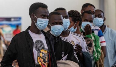 Greece may extend North Africa asylum ban if migrant flow resurges
