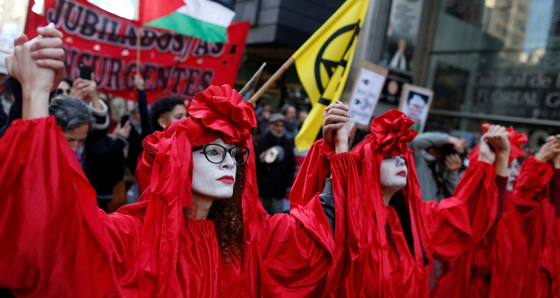 Global rallies demand end to Israel’s war on Gaza and unrestricted aid | Israel-Palestine conflict News