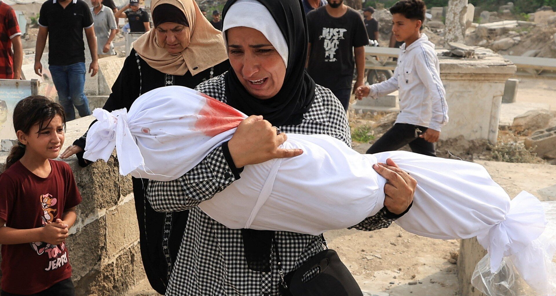 Israel kills 61 people in Gaza City, at least 100 across enclave | Israel-Palestine conflict News