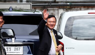 Court clears Thailand’s ex-PM Thaksin Shinawatra in royal insult case | Politics News
