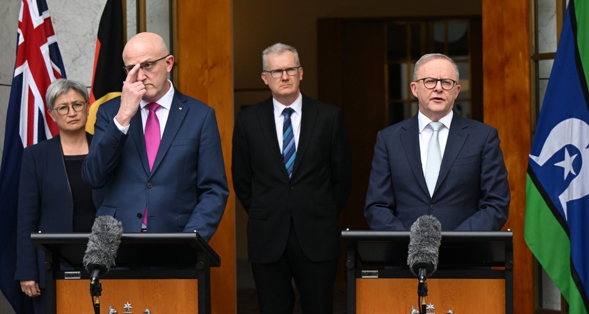 Australia says Tehran behind two antisemitic arson attacks, expels Iranian ambassador