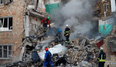 ‘Massive’ Russian attack on Ukraine’s Kyiv kills at least 4, dozens hurt | Russia-Ukraine war News