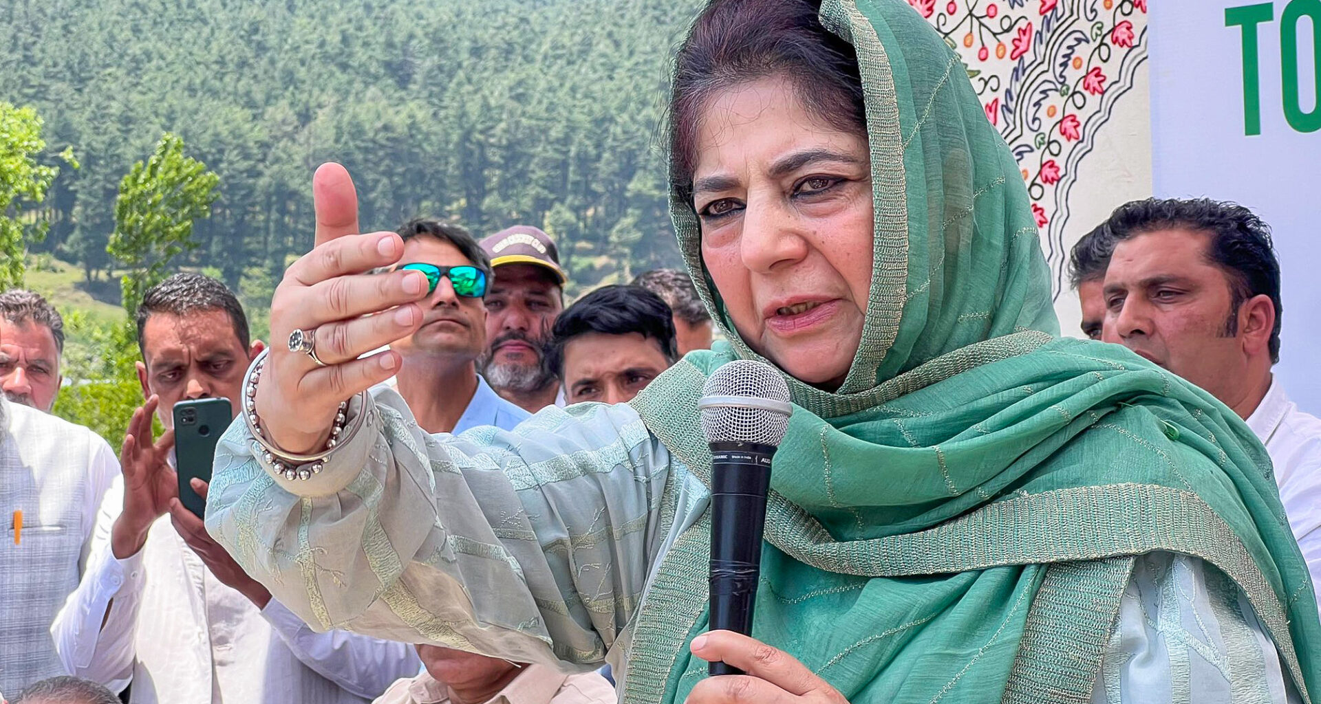 Mehbooba Mufti backs revival of sporting ties between India and Pakistan – Rising Kashmir