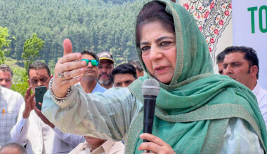 Mehbooba Mufti backs revival of sporting ties between India and Pakistan – Rising Kashmir