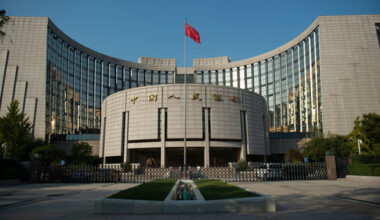 China's central bank to conduct 700-billion-yuan outright reverse repo operation -Xinhua