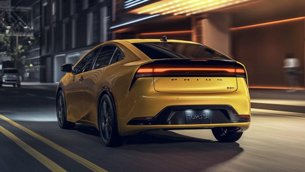 2025 Toyota Prius Nightshade 007