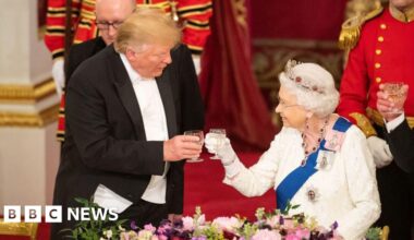 Ed Davey to boycott banquet over Gaza