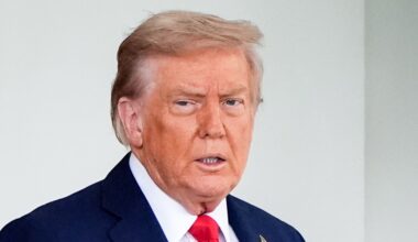 White House holds news briefing a day after meetings with Zelenskyy and European leaders