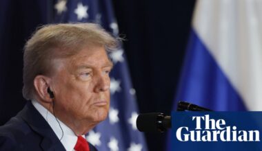 Trump reportedly to back ceding of Ukrainian territory to Russia as part of peace deal | Donald Trump