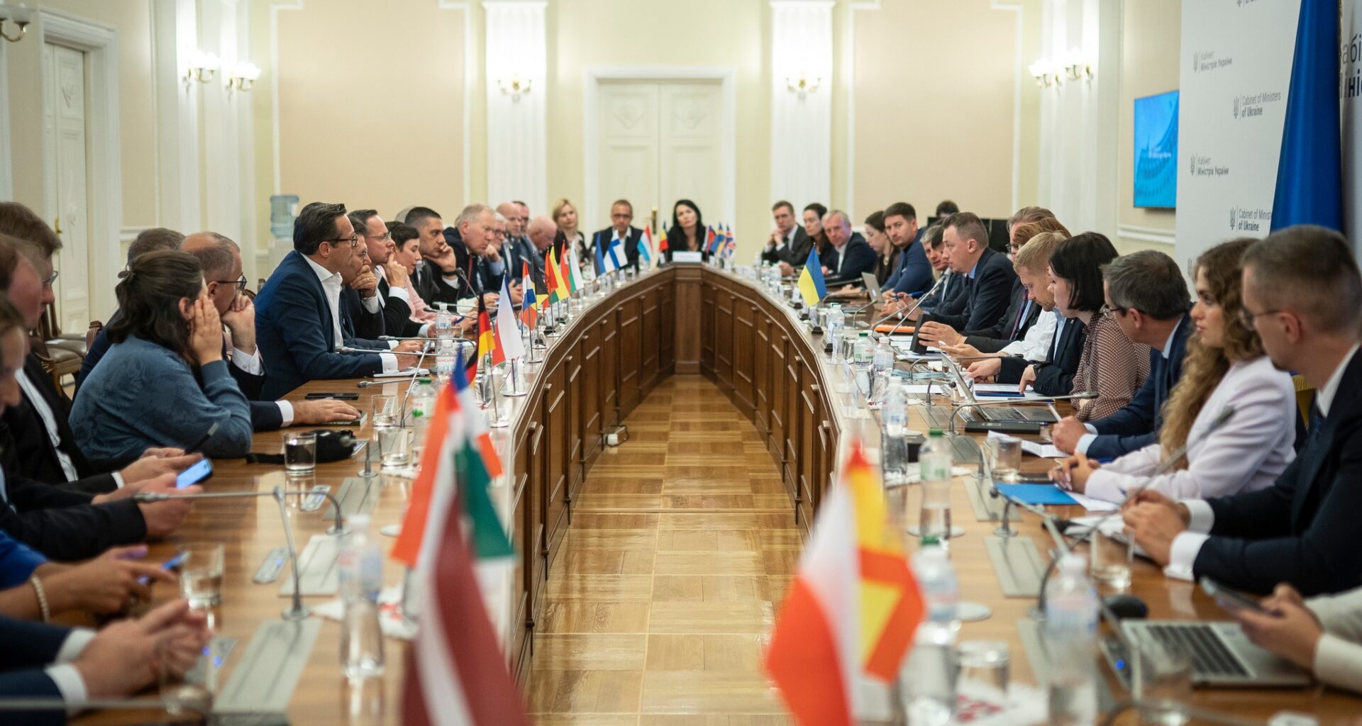 Ukraine Advances EU Integration and Investment Talks