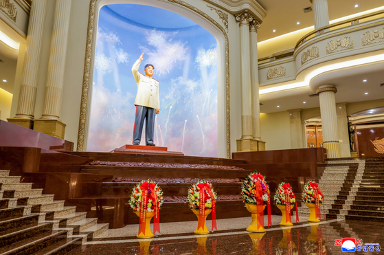 North Korean leader Kim Jong-un visits the Victorious Fatherland Liberation War Museum on July 26 to mark the 72nd anniversary of the Korean War armistice, the Korean Central News Agency reported on July 27. [YONHAP]