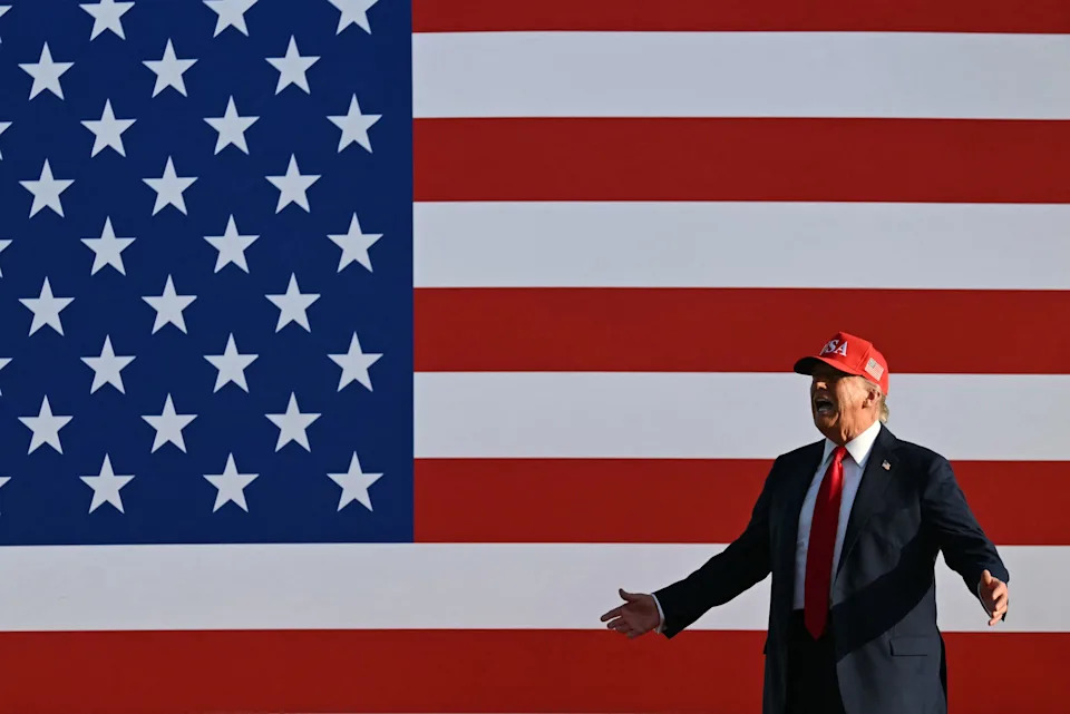President Donald Trump has floated both Vice President JD Vance and Secretary of State Marco Rubio as his successors.  / ANDREW CABALLERO-REYNOLDS / AFP via Getty Images