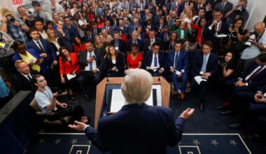 Donald Trump ne veut pas de Volodymyr Zelensky pendant sa rencontre avec Vladimir Poutine en Alaska