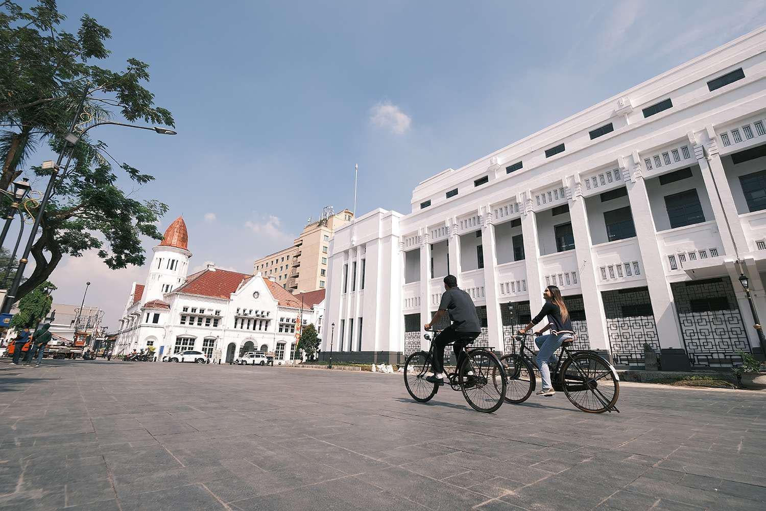 Instagramming colonialism in Surabaya | New Mandala