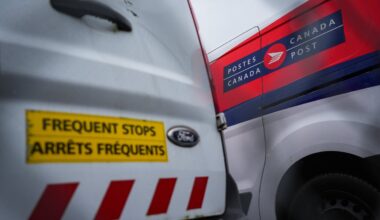 CUPW to hold two days of talks with Canada Post, overtime ban remains in effect