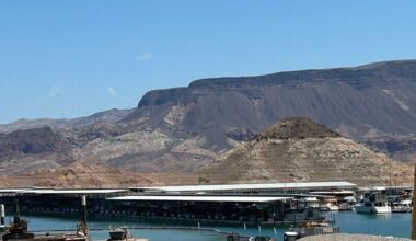 In the US Lake Mead faces historic low water levels amid ongoing drought. Tourists and locals alike are witnessing the stark changes in the lake's water levels, with the lake currently running 7 feet lower than it was in 2023 and 2024