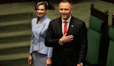 Poland: Nawrocki replaces Duda as president