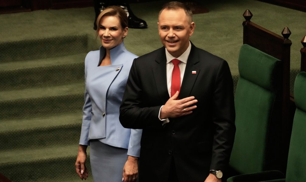 Poland: Nawrocki replaces Duda as president