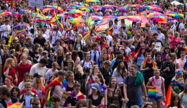 Czech Republic: Tens of thousands march through Prague in rainbow parade