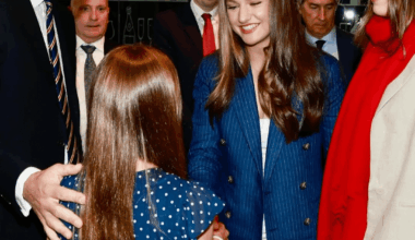 My 2 favourite Princesses meeting for the first time!