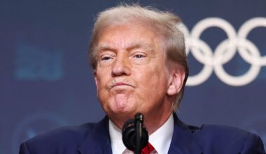 European Postal Services Halt U.S. Shipments Over Trump’s Tariffs