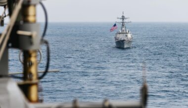 Why are US warships heading toward Venezuela?