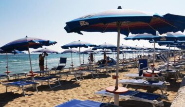 Turismo, con il caro spiaggia a luglio -15% di presenze
