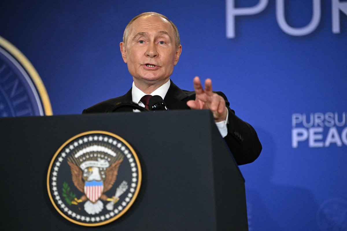 Putinas nesiliauja stebinęs – sąlygų taikai sąrašas vis ilgėja