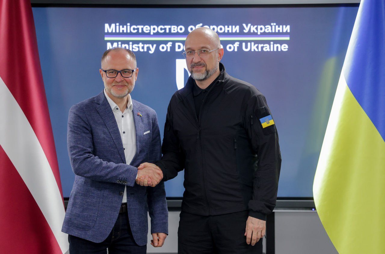 Latvia pledges €2M for Ukraine’s arms procurement under PURL