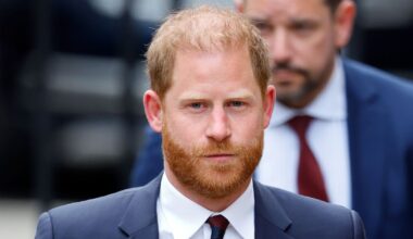 Prince Harry has 'final chance' to end royal family feud - Celebrity News - Entertainment