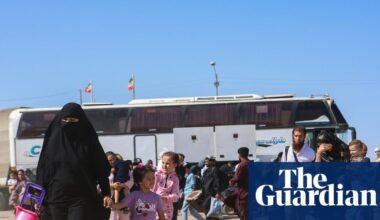 Jobless, homeless and helpless without a man: Afghan women expelled by Iran into hands of the Taliban | Women under the Taliban