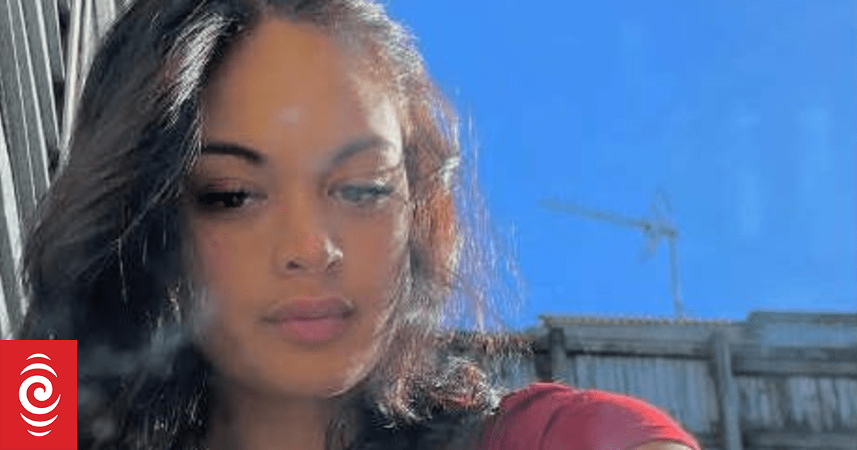 Mother died in crash after boat and trailer unit from oncoming car broke free
