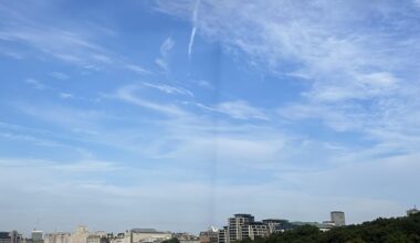 Strange dark line seen from Blackfriars bridge this morning?