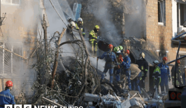 Ataques masivos de Rusia con misiles y drones contra la capital de Ucrania causan al menos 21 muertos y dañan la sede de la Unión Europea
