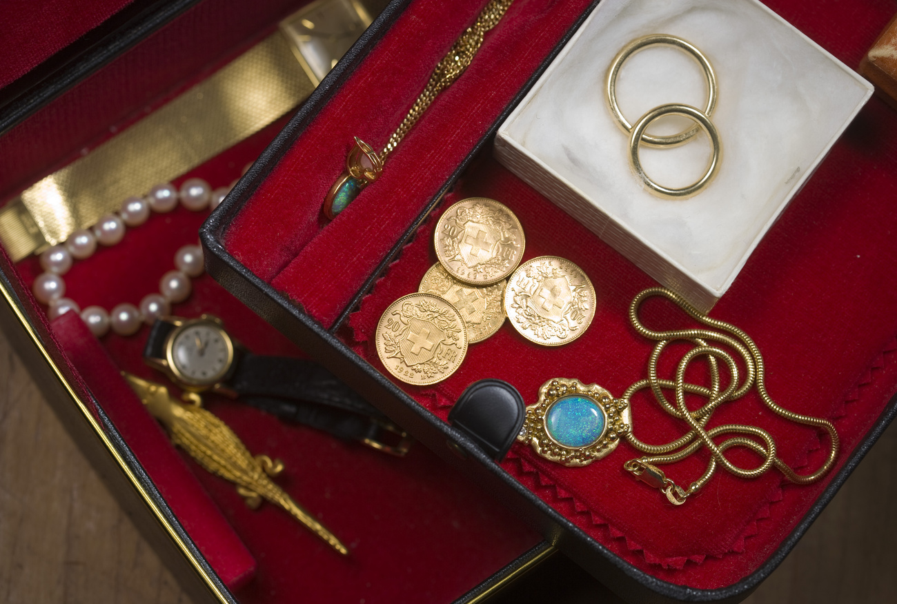 In Switzerland, it is not unusual to keep a few gold coins among other precious objects.
