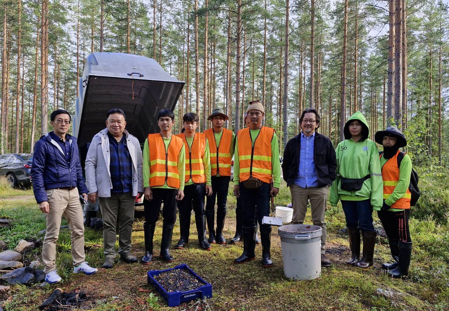 Thai delegation discusses berry picker welfare in Sweden and Finland