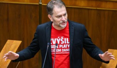 Hnutie Slovensko sa vyjadruje k súťažiacim v zdravotníckom tendri za dve miliardy eur