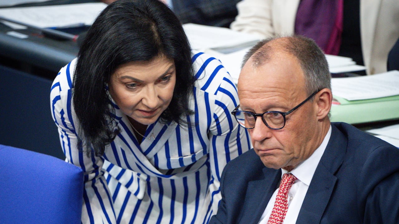 Merz‘ Sozialstaat-Ansage: So sehen Top-Experten die Lage Deutschlands | Politik