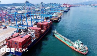 US and China extend trade truce deadline for another 90 days