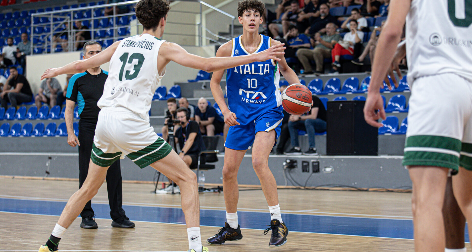 Europeo U16M. Italia-Lituania 81-91 (Sguazzin 14). Per il Bronzo gli Azzurri aspettano la perdente di Serbia-Slovenia - Federazione Italiana Pallacanestro - Europeo U16M. Italia-Lituania 81-91 (Sguazzin 14). Per il Bronzo gli Azzurri aspettano la perdente di Serbia-Slovenia