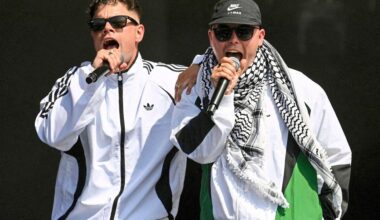FPÖ fordert Absage von Wien-Auftritt der umstrittenen Rap-Band Kneecap