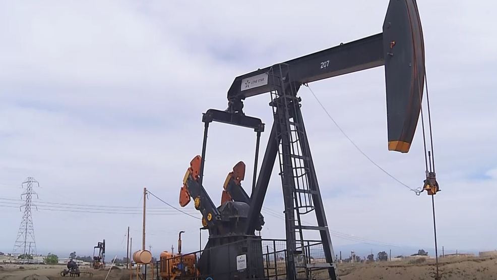 Kern County backs Newsom's bill to stabilize fuel market, support local oil production