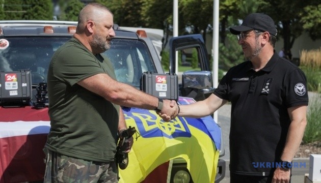 Latvians donate drones, night vision devices, and Hummer to DIU