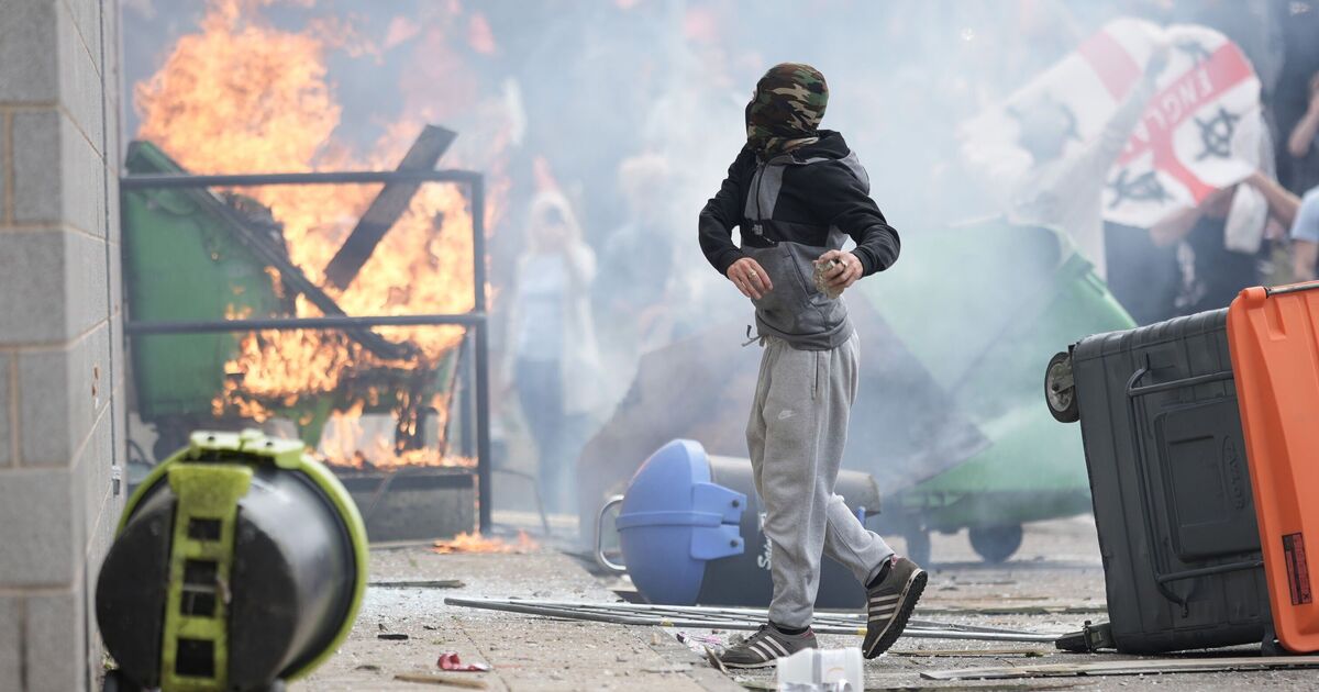Police boss 'silenced by Labour' after statement linking riots to 'mass immigration' | UK | News