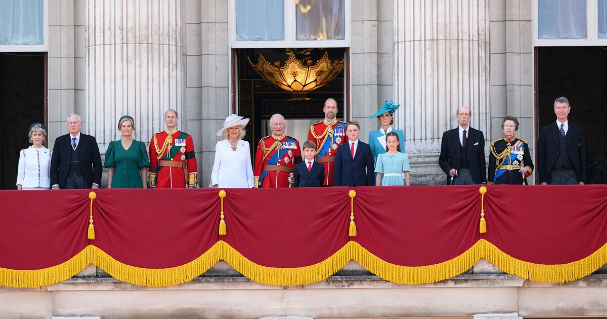 Buckingham Palace issues new message to mark huge moment | Royal | News