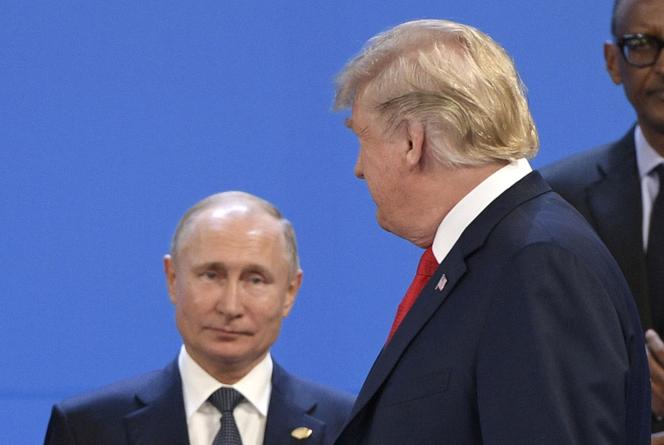 Vladimir Putin and Donald Trump during a G20 summit in Buenos Aires, November 30, 2018.