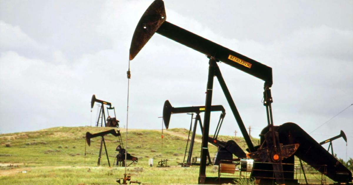 Texas oil and gas jobs fall in July | Texas