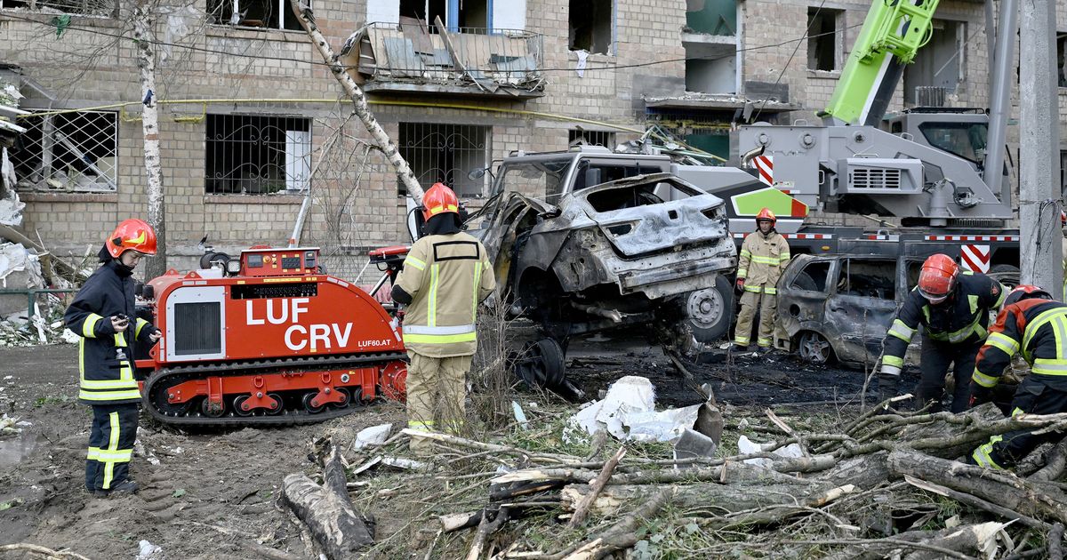 Death toll soars in Russian strike on Kyiv; Germany to send air defenses